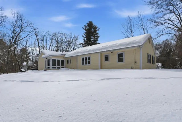 $699,900 | 109 Westford Street, Chelmsford, MA 01824