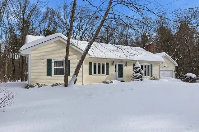 $699,900 | 109 Westford Street, Chelmsford, MA 01824