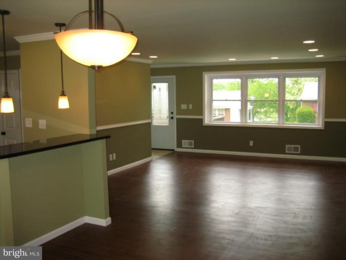 8607 Woodspring Road Randallstown, MD 21133 - Photo 10 of 17 Living Room