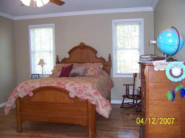 125 North Pink Dill Mill Road Greer, SC 29651 - Photo 4 of 9