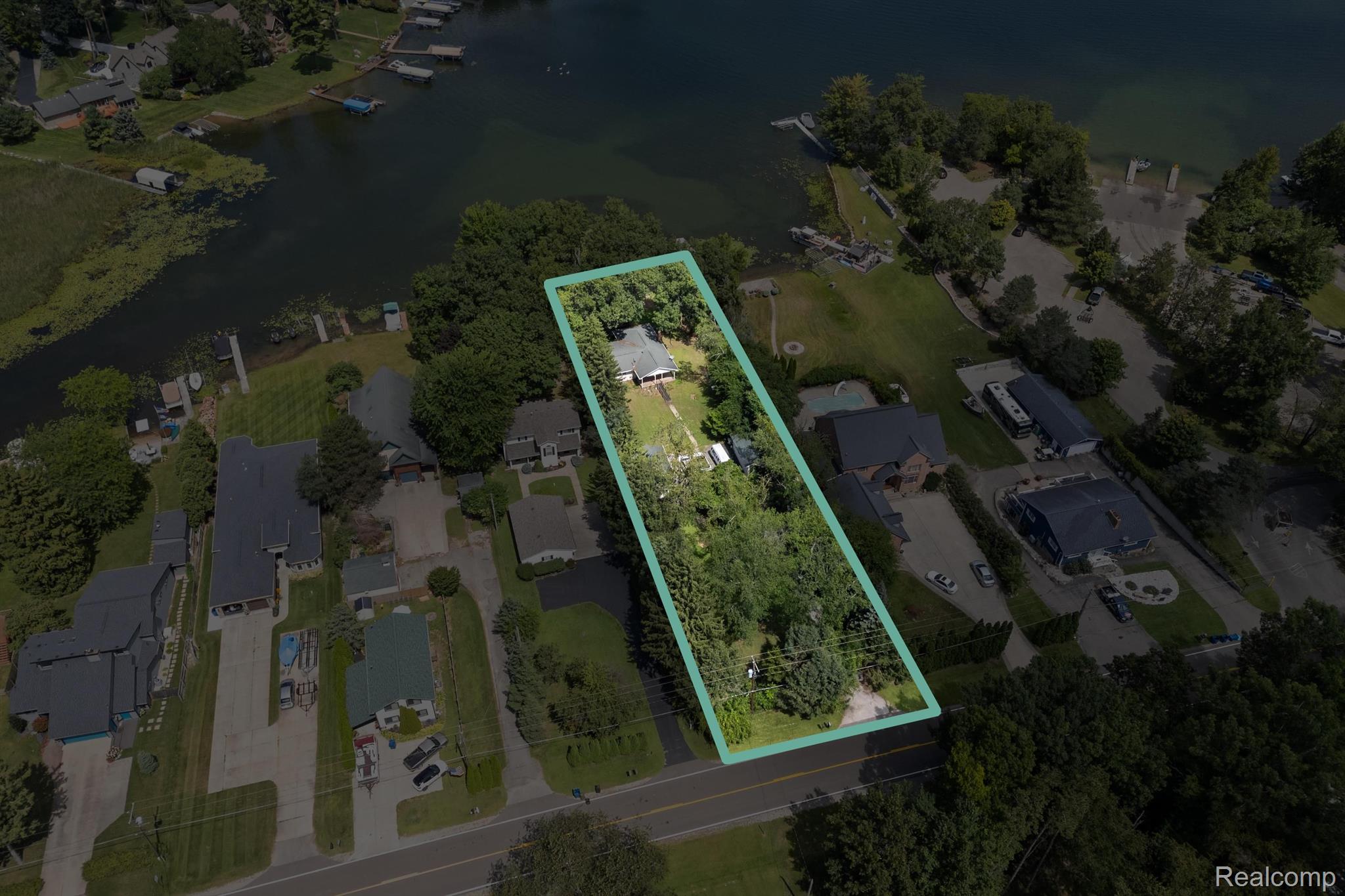 2296 Grove Park Road Fenton, MI 48430 - Photo 35 of 49 Gallery Image 35