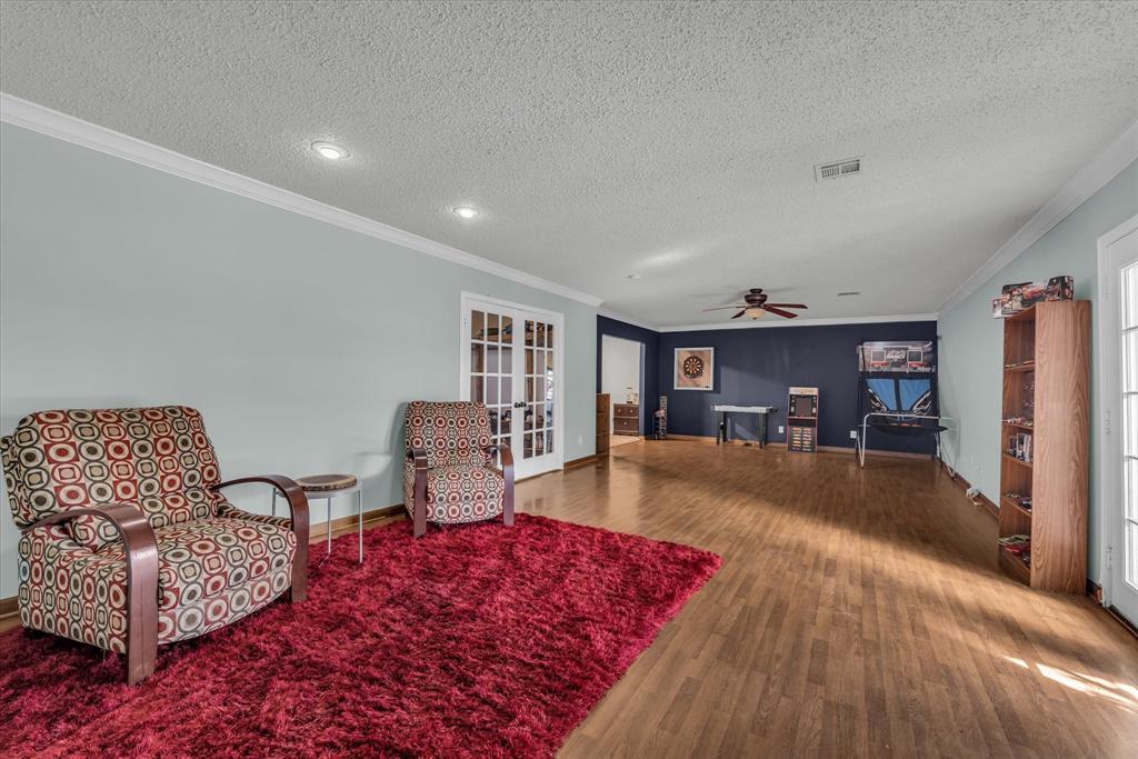 1007 North 57th Street Waco, TX 76710 - Photo 8 of 38 a living room with furniture and a couch