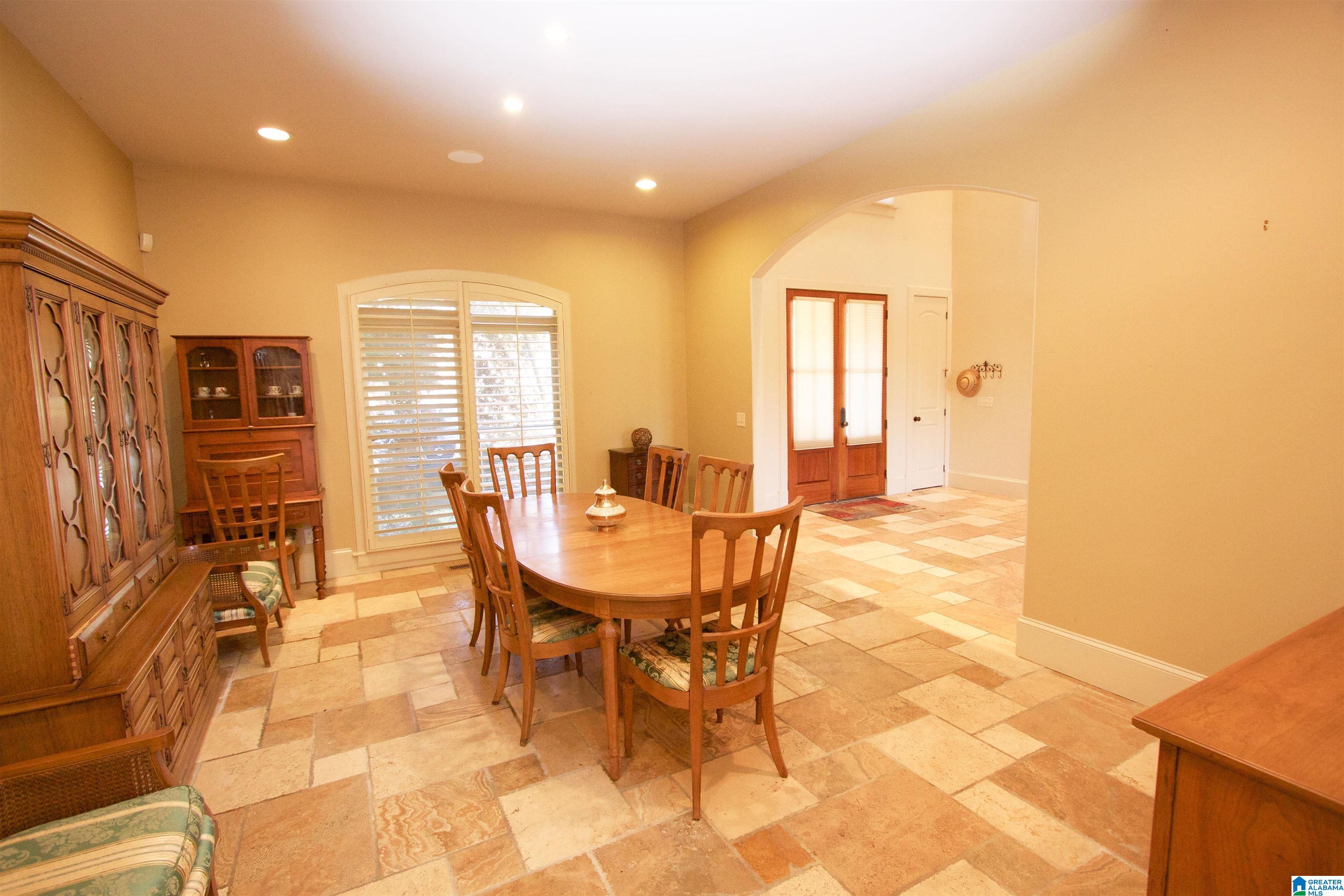 122 High Hampton Drive Pelham, AL 35124 - Photo 11 of 35