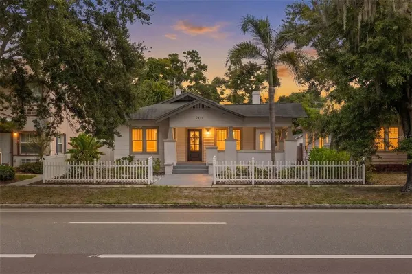 $3,900 | 2444 1st Avenue South, St. Petersburg, FL 33712