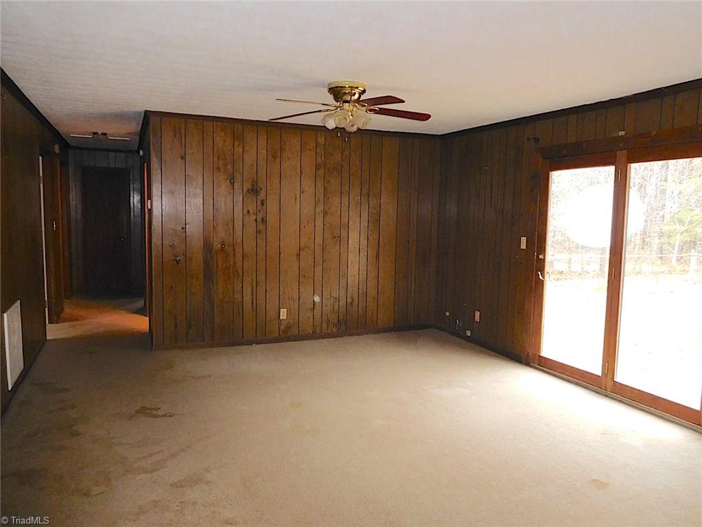 215 Ginny Road Eden, NC 27288 - Photo 6 of 17 Gallery Image 6