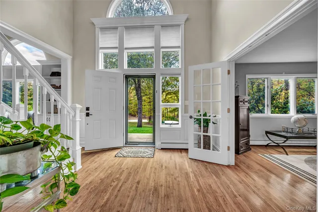 $809,900 | 151 Oak Ridge Circle, Mahopac, NY 10541