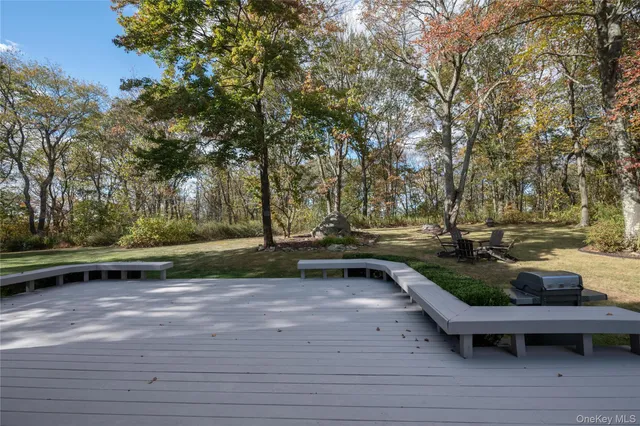 $809,900 | 151 Oak Ridge Circle, Mahopac, NY 10541