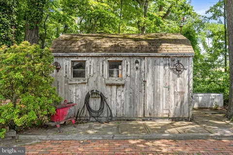 $500,000 | 625 Delanco Road, Edgewater Park, NJ 08010