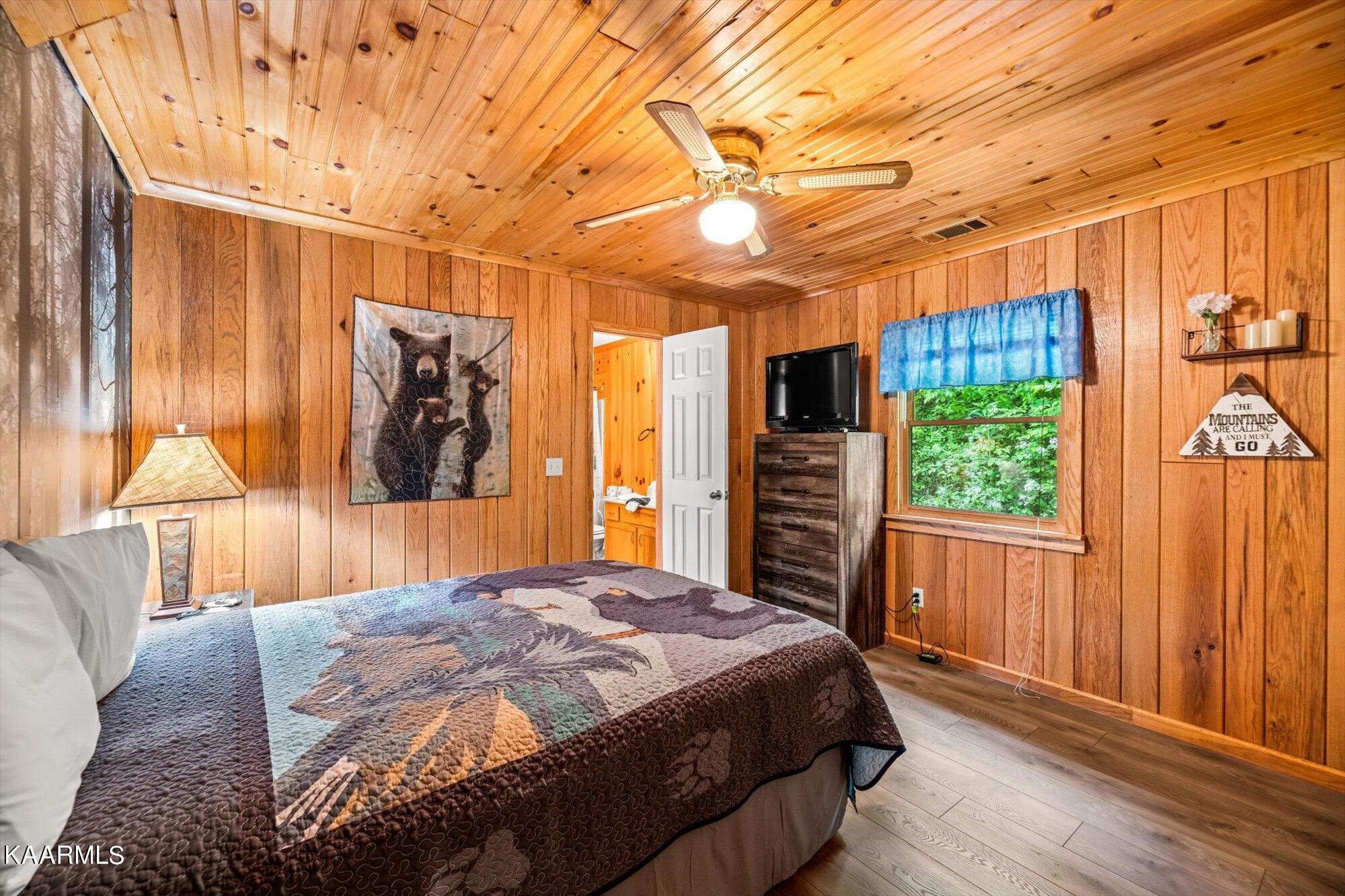 1725 Red Fox Ridge Way Sevierville, TN 37862 - Photo 15 of 22 14-1725-Red-Fox-Ridge-Way-Sevierville-TN