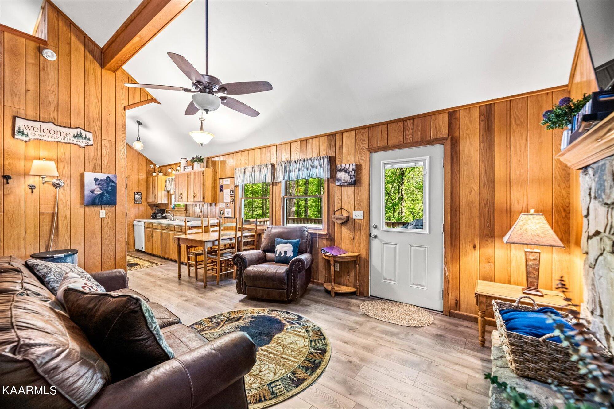 1725 Red Fox Ridge Way Sevierville, TN 37862 - Photo 8 of 22 07-1725-Red-Fox-Ridge-Way-Sevierville-TN