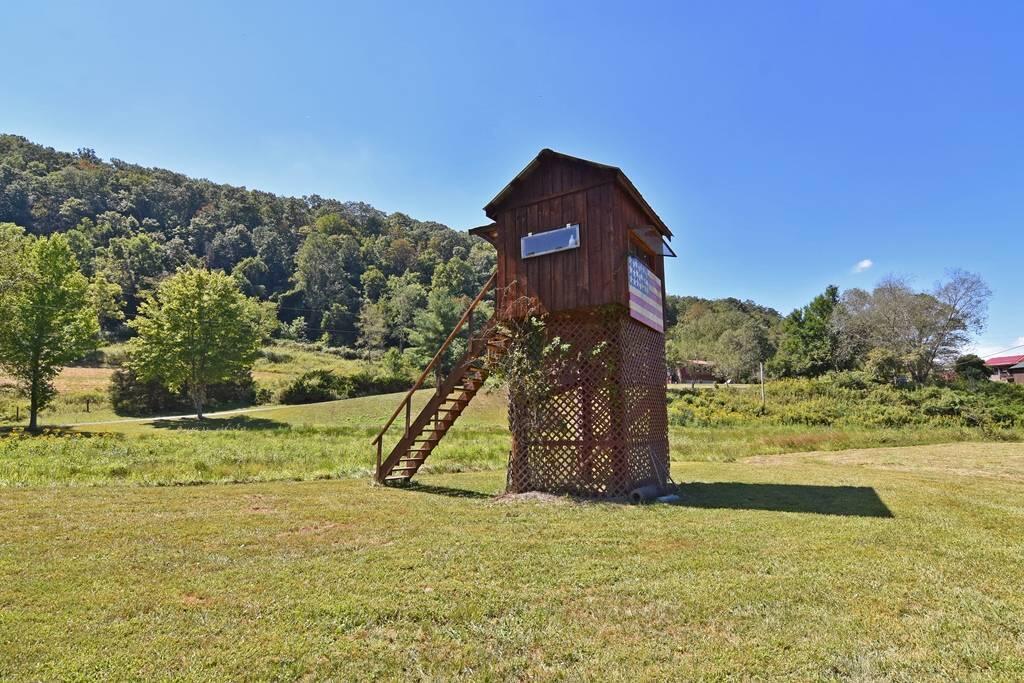 647 Greenville Road Lindside, WV 24951 - Photo 33 of 48 Gallery Image 33