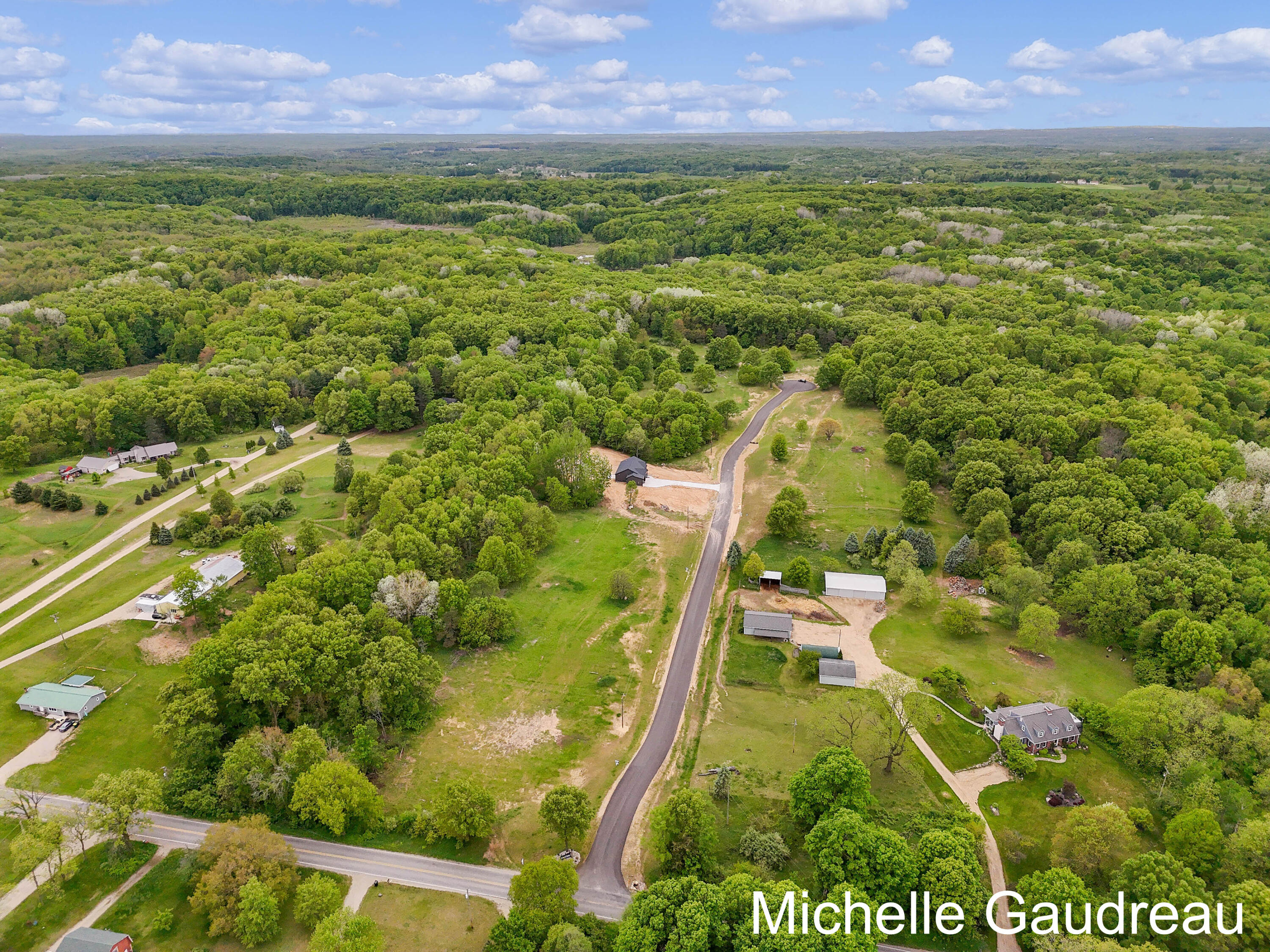 2 Leaf Lane Freeport, MI 49325 - Photo 14 of 15 Leaf Lane 4