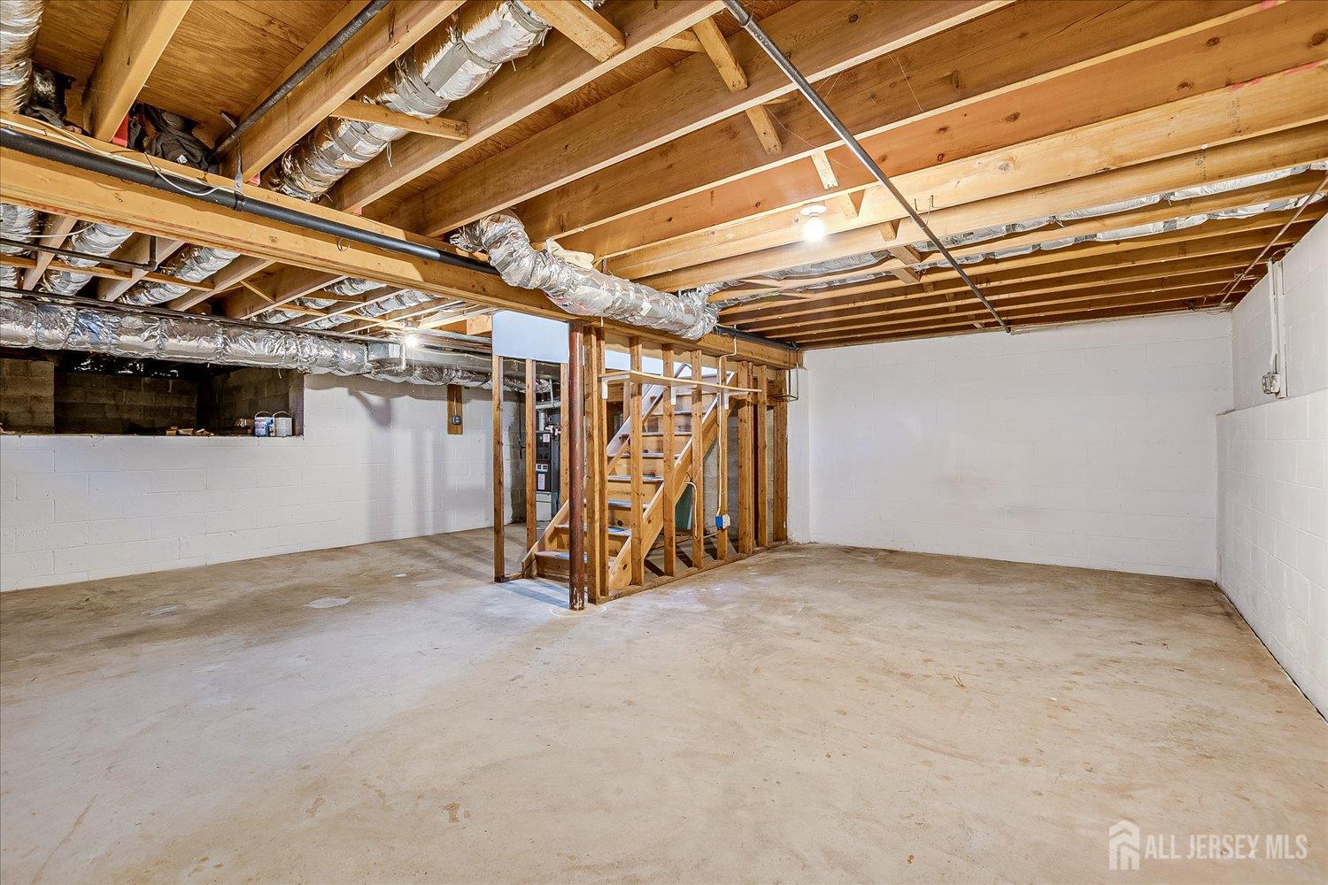 536 Elsie Avenue South Plainfield, NJ 07080 - Photo 25 of 28 a view of an empty room