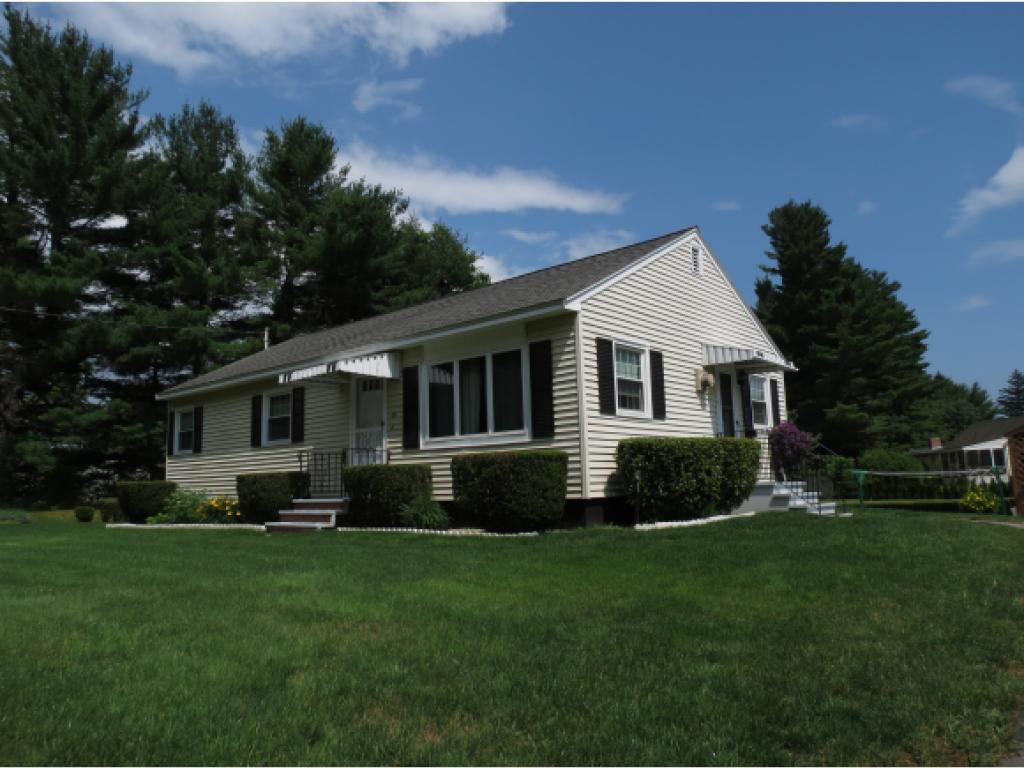 28 Twombly Street Rochester, NH 03867 - Photo 1 of 22