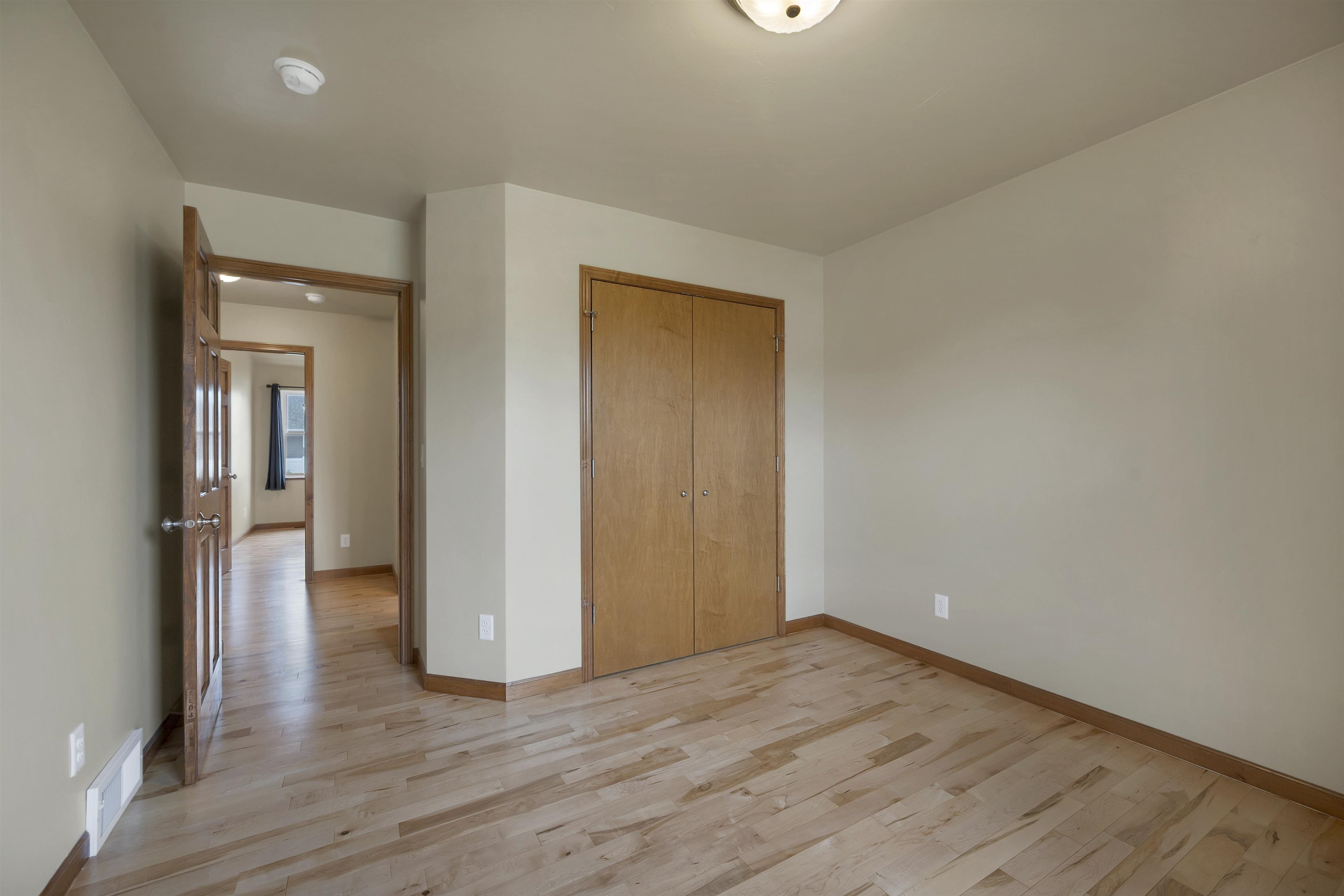 2352 Oak Ridge Circle De Pere, WI 54115 - Photo 27 of 49 Gallery Image 27
