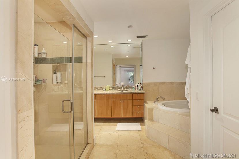 345 Gulf Road Key Biscayne, FL 33149 - Photo 16 of 30