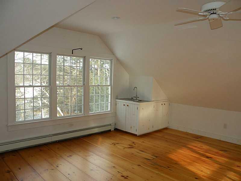 2 Goodwin Road Kittery Point, ME 03905 - Photo 11 of 13 Den/Family/Great Room.