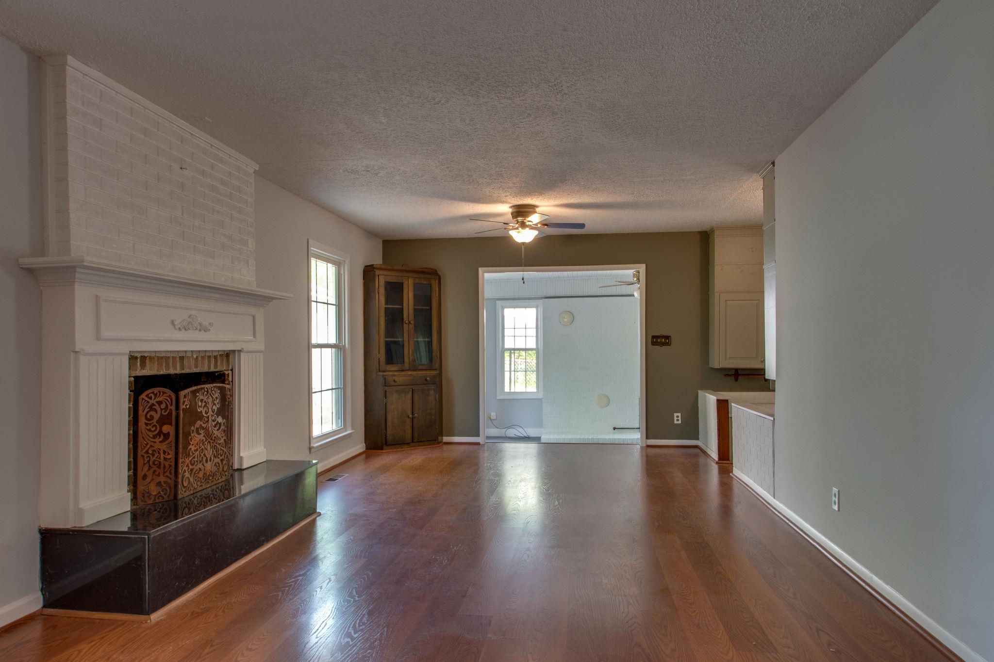 7431 Johnny Crow Road Lyles, TN 37098 - Photo 7 of 22 Gallery Image 7