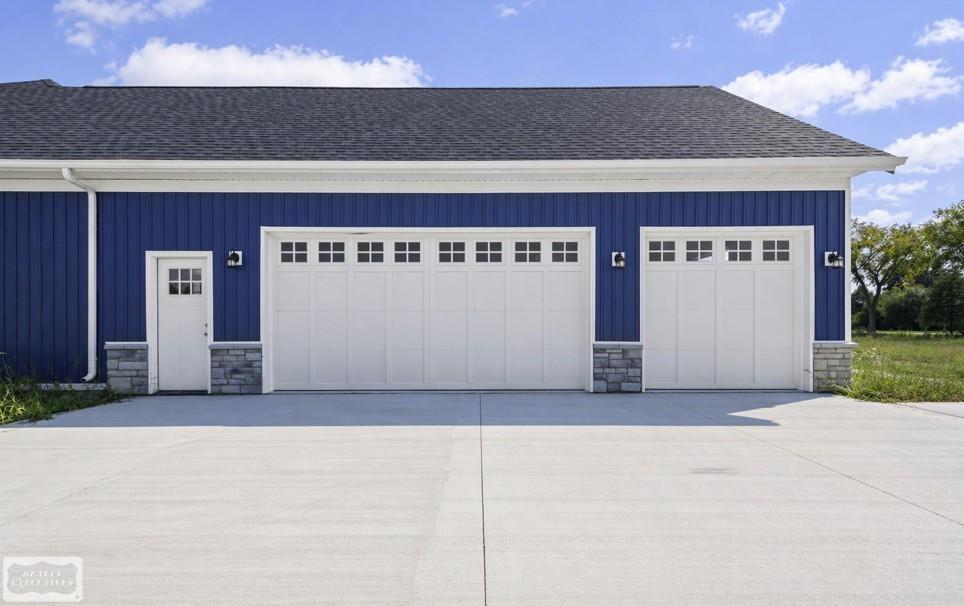 7082 Springborn Road East China, MI 48054 - Photo 2 of 29 50205292-6b1b1516-7aeb-4cf8-aa3e-7bb4482016e8.JPG