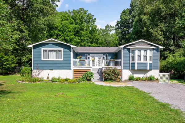 $330,000 | 13411 Cindy Drive, Soddy-Daisy, TN 37379