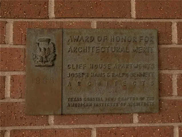 $180,000 | 715 South Upper Broadway, Unit 1203, Corpus Christi, TX 78401