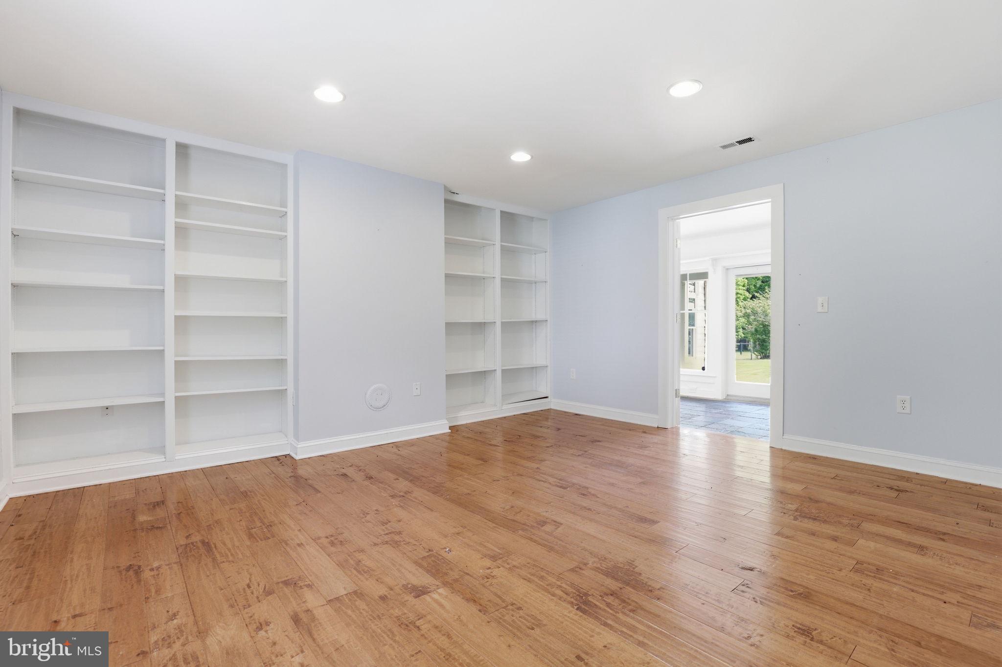 5865 Deale Beach Road Deale, MD 20751 - Photo 16 of 50 Bright and airy versatile space.