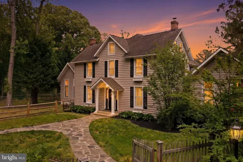 front view of house with a yard