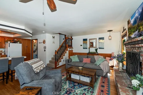 $390,000 | 23559 Lake Drive, Crestline, CA 92325