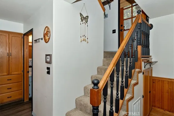 $390,000 | 23559 Lake Drive, Crestline, CA 92325