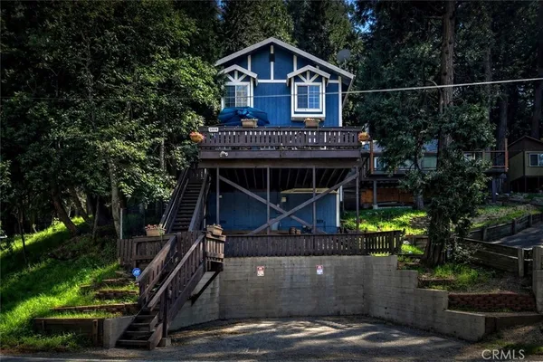 $390,000 | 23559 Lake Drive, Crestline, CA 92325