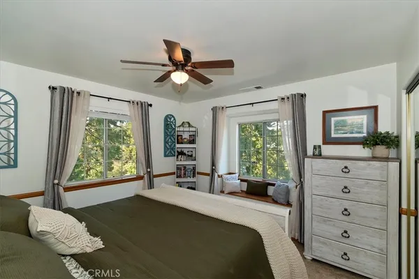 $390,000 | 23559 Lake Drive, Crestline, CA 92325