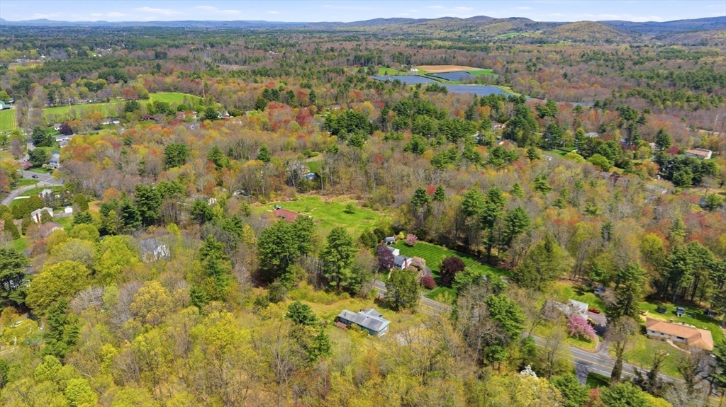 817 Somers Road East Longmeadow, MA 01028 - Photo 3 of 34
