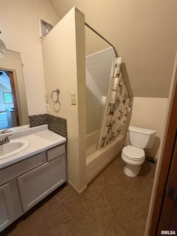 $130,000 | 1020 Girard Street, Metropolis, IL 62960