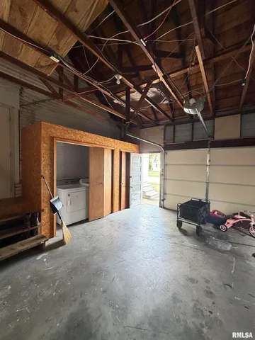 $135,000 | 1020 Girard Street, Metropolis, IL 62960