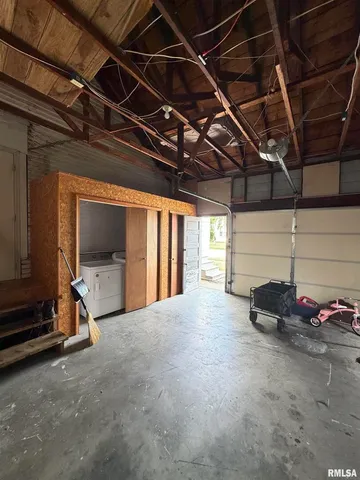 $135,000 | 1020 Girard Street, Metropolis, IL 62960