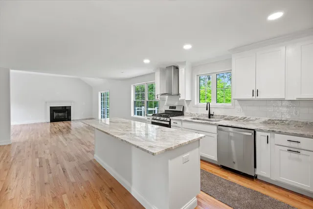 $674,000 | 2 Gridley Road, Warner, NH 03278