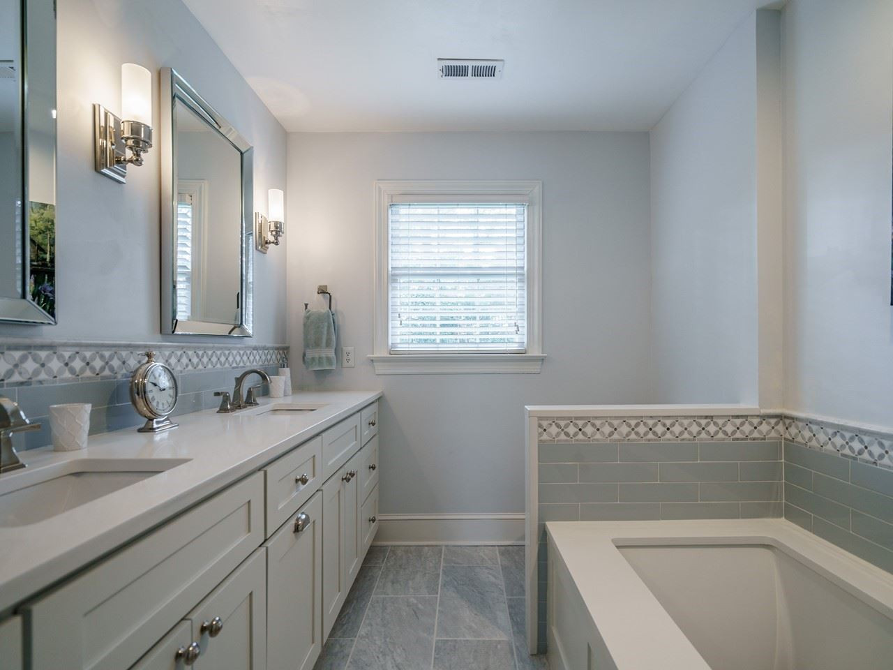 305 Woodcliff Road Raleigh, NC 27609 - Photo 19 of 30 Photo 19