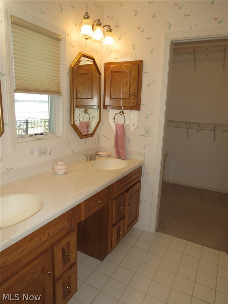 301 Cedar Point Road Sandusky, OH 44870 - Photo 21 of 25