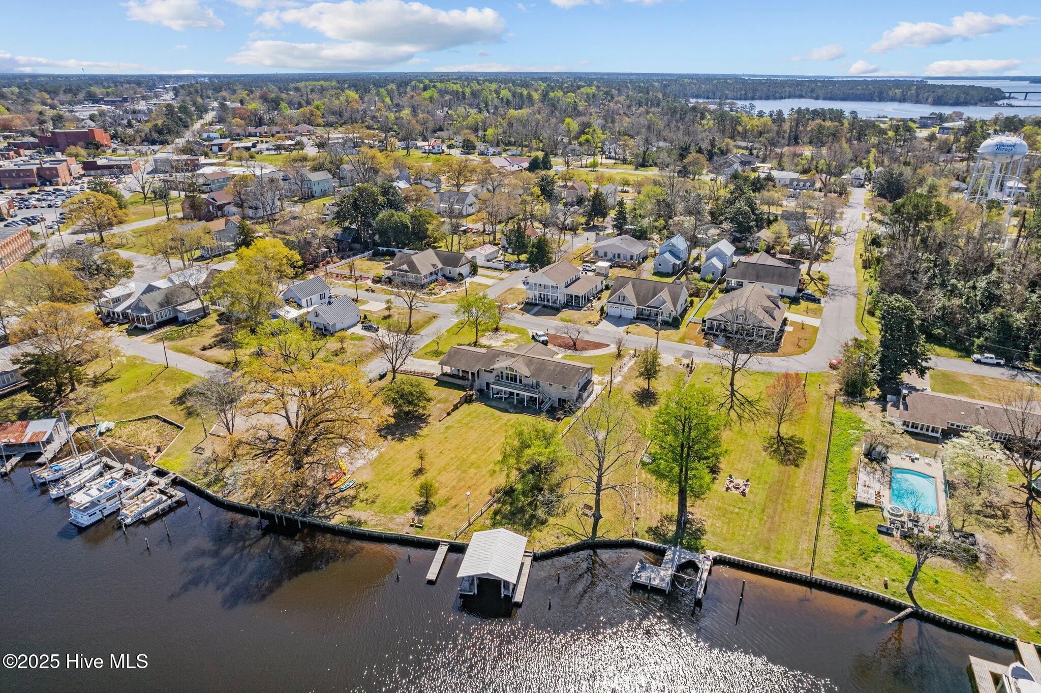 205 Anne Street Jacksonville, NC 28540 - Photo 8 of 21 7-web-or-mls-DJI_0337