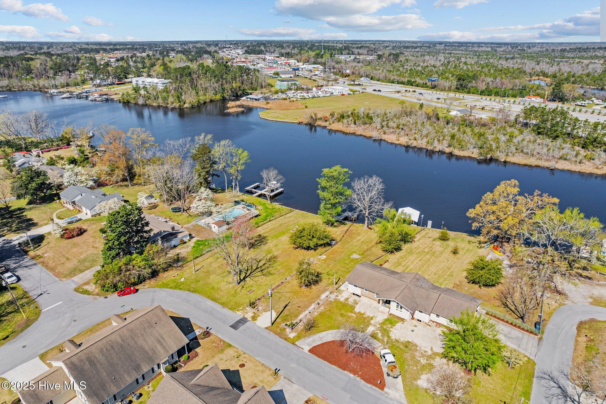 205 Anne Street Jacksonville, NC 28540 - Photo 10 of 21 9-web-or-mls-DJI_0340