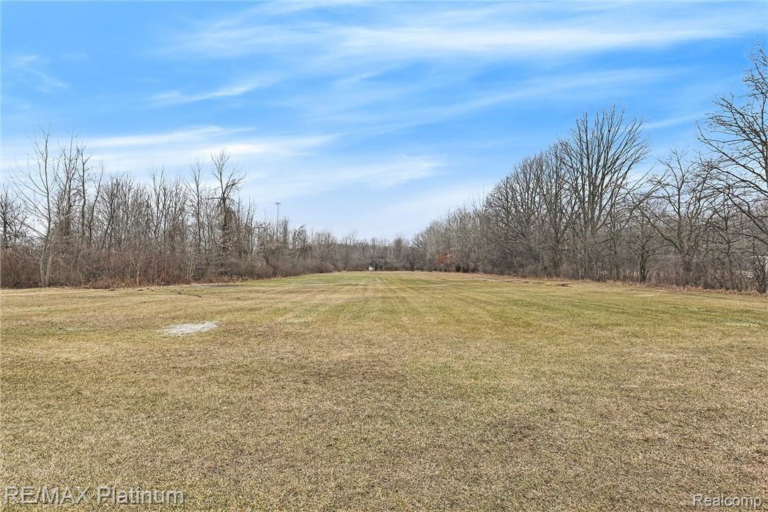 12268 Jennings Road Linden, MI 48451 - Photo 36 of 42 CNG_3072.jpg