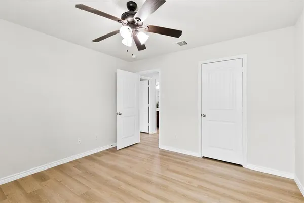 $2,100 | 230 Park Avenue, Anna, TX 75409