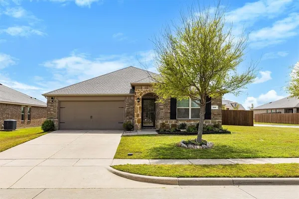 $2,100 | 230 Park Avenue, Anna, TX 75409