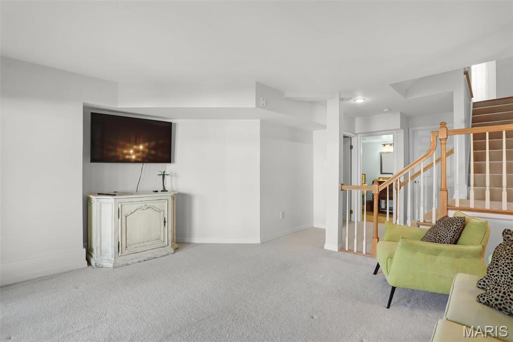 1709 Highview Cir Court Ballwin, MO 63021 - Photo 25 of 34 Gallery Image 25