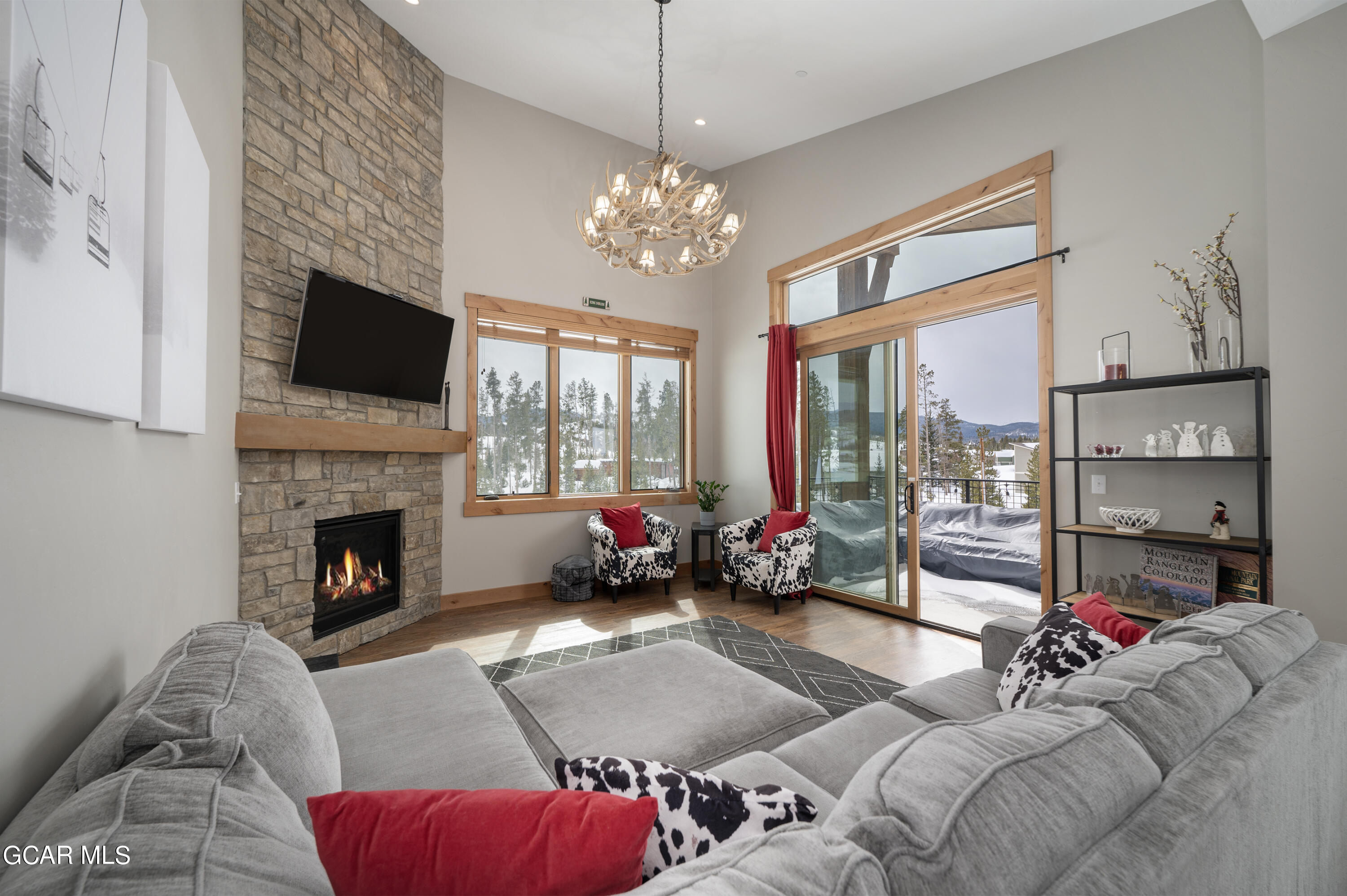 16 Springview Lane Fraser, CO 80442 - Photo 8 of 32 Gas Fireplace