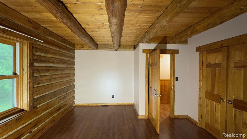 2608 East Sutton Road Metamora, MI 48455 - Photo 16 of 64
