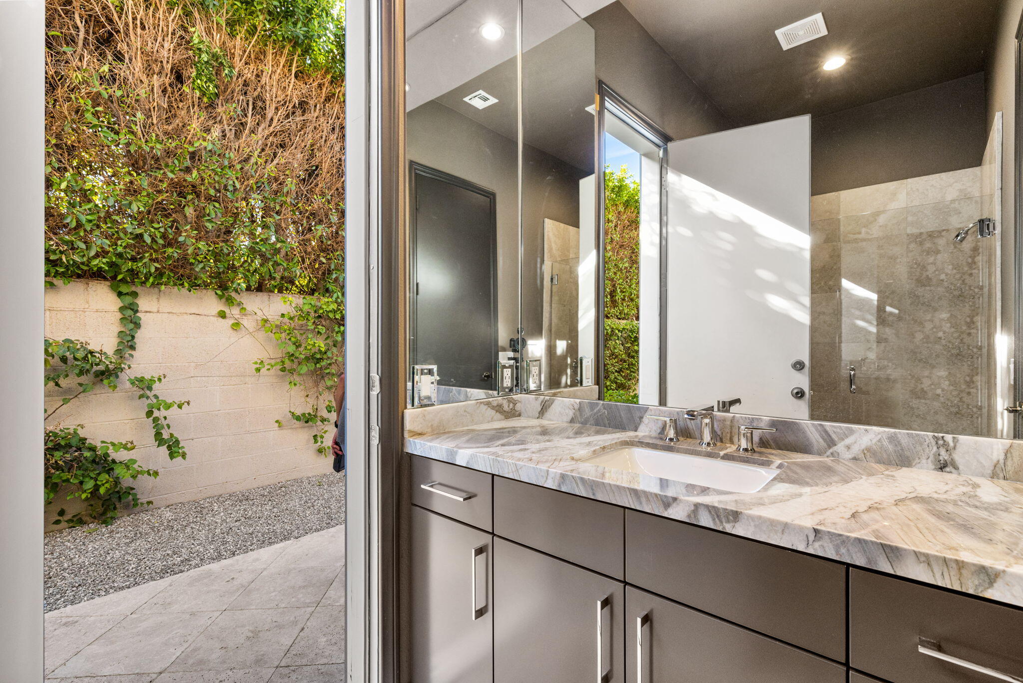 37165 Palm View Road Rancho Mirage, CA 92270 - Photo 35 of 55 37-web-or-mls-068A5870