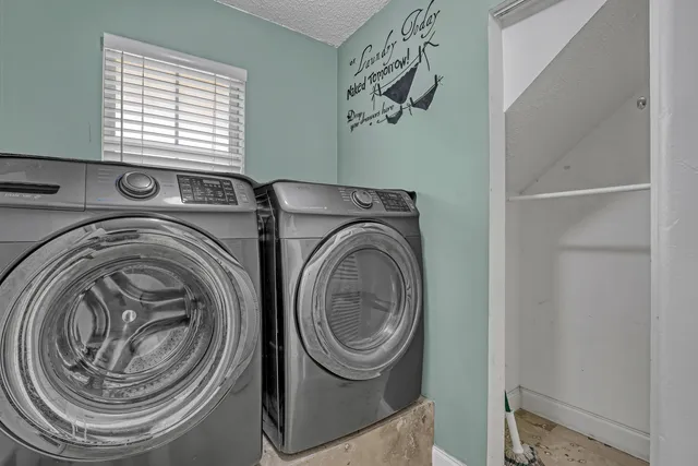 $3,600 | 5877 Las Colinas Circle, Lake Worth, FL 33463