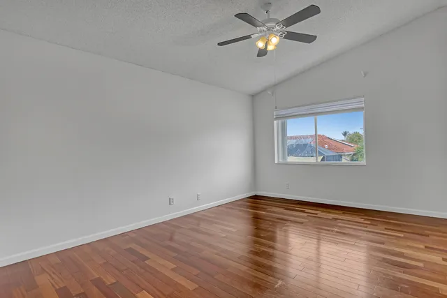 $3,600 | 5877 Las Colinas Circle, Lake Worth, FL 33463