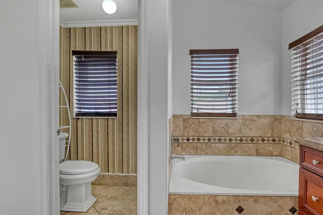 $3,600 | 5877 Las Colinas Circle, Lake Worth, FL 33463